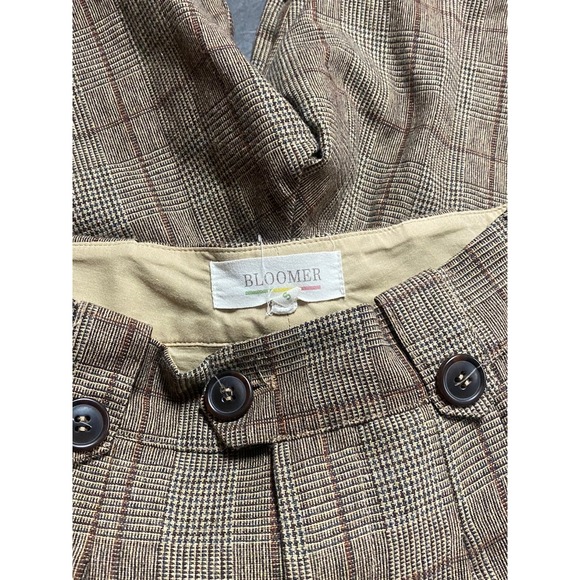 NOT AVAILABLE‎ - Picture 7 of 9